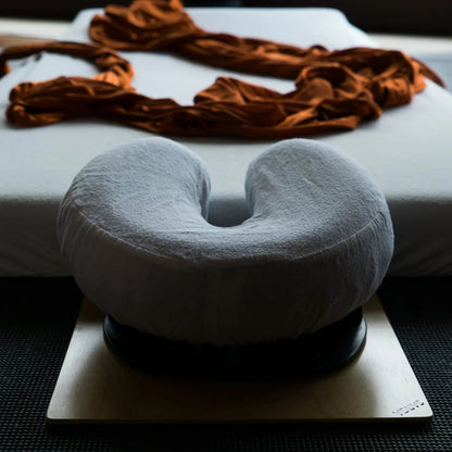 The Sarga Headrest Floor Board